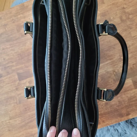 EUC Vintage Coach Metropolitan Commuter Double-zip Briefcase, black and brass - Picture 8 of 10